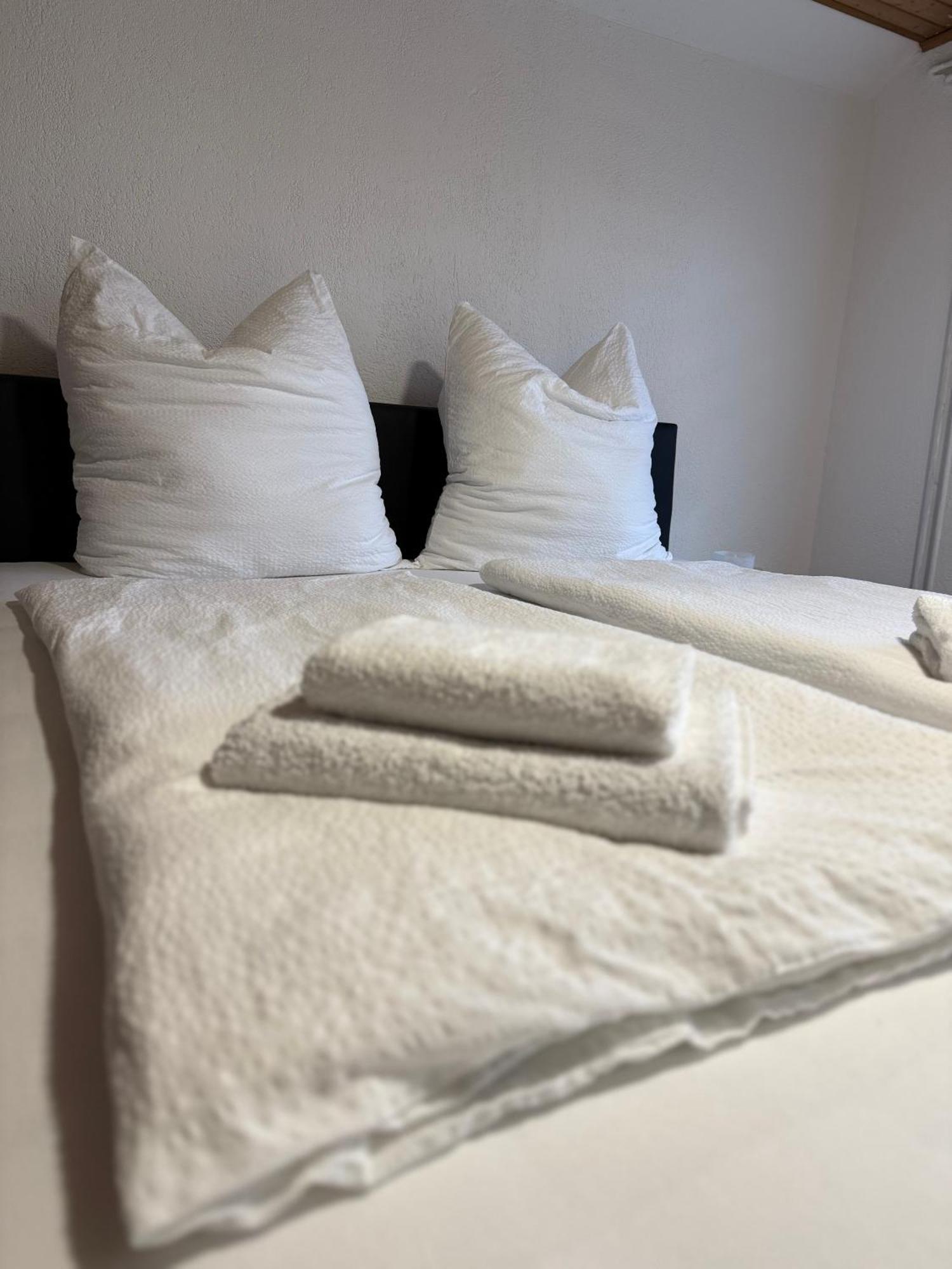 Gemuetliche 2 Zimmer Wohnung Bad Hersfeld Zewnętrze zdjęcie